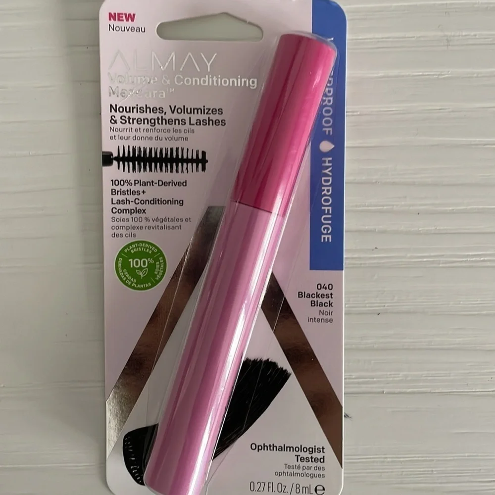 Almay Matte Foundation 240 and Mascara‎ 040